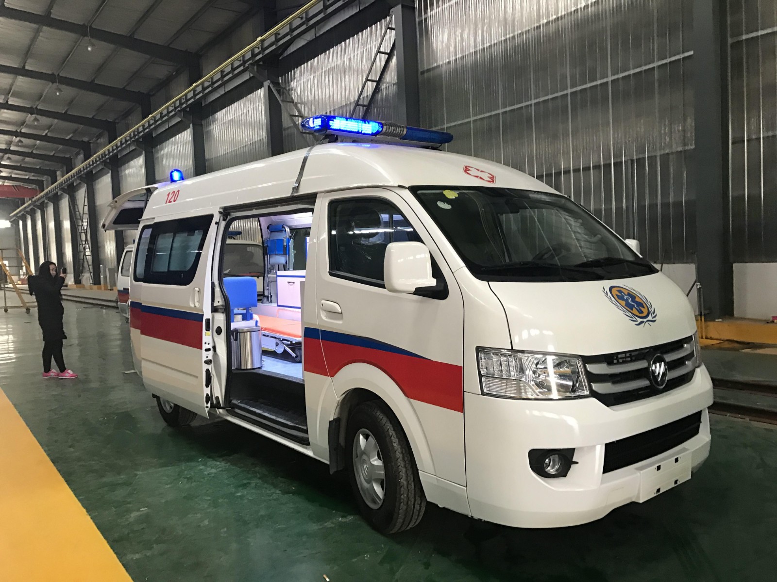 磴口县救护车转院